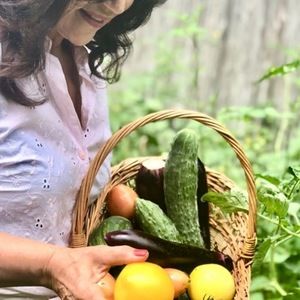 Meet your Posher, Enitza